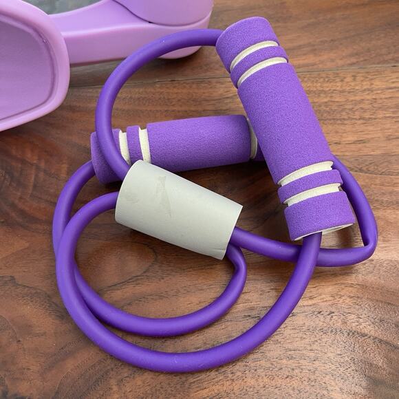 Thigh Master Thigh Exerciser + Band NIB - Picture 2 of 9